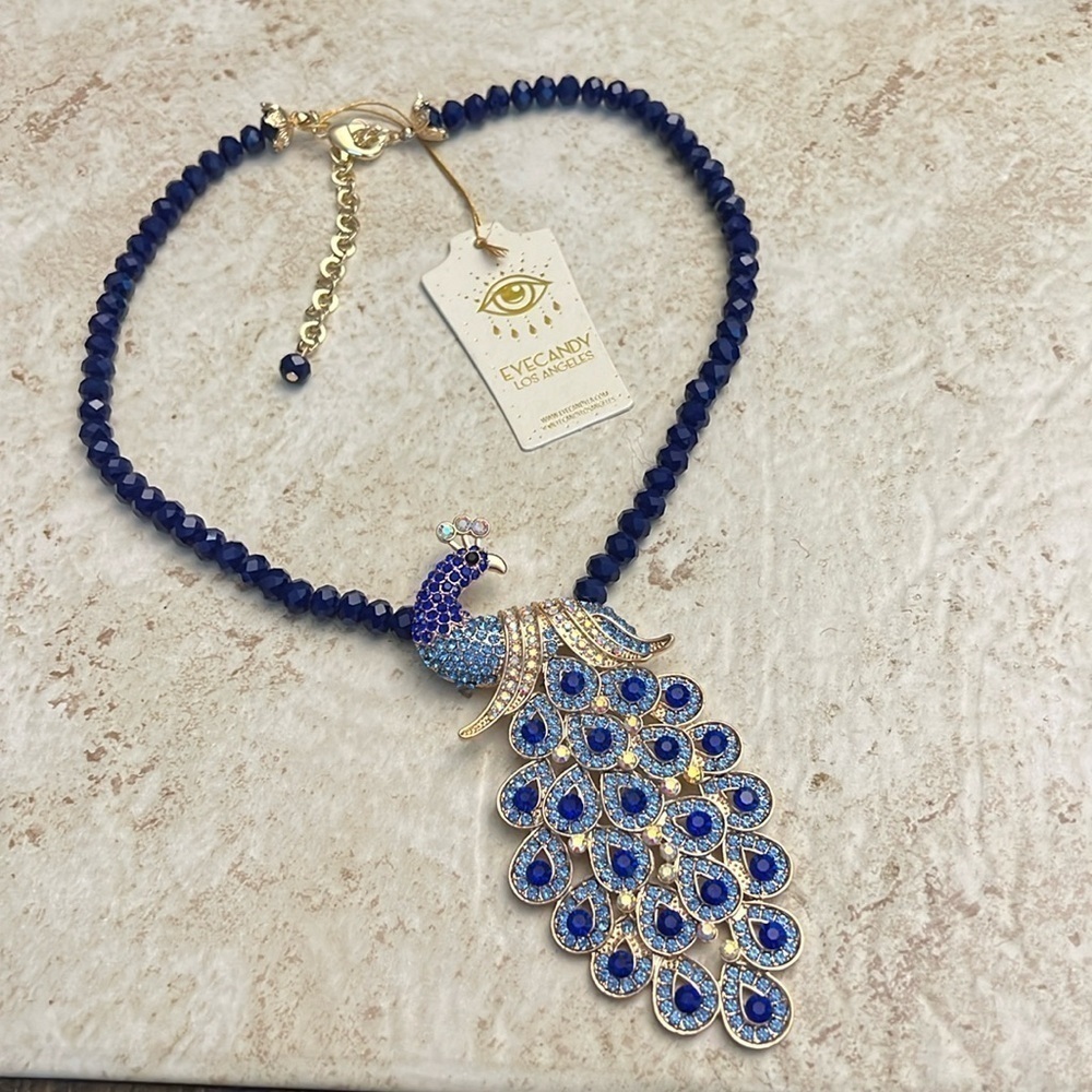Eye Candy Glass Crystal Peacock Necklace New